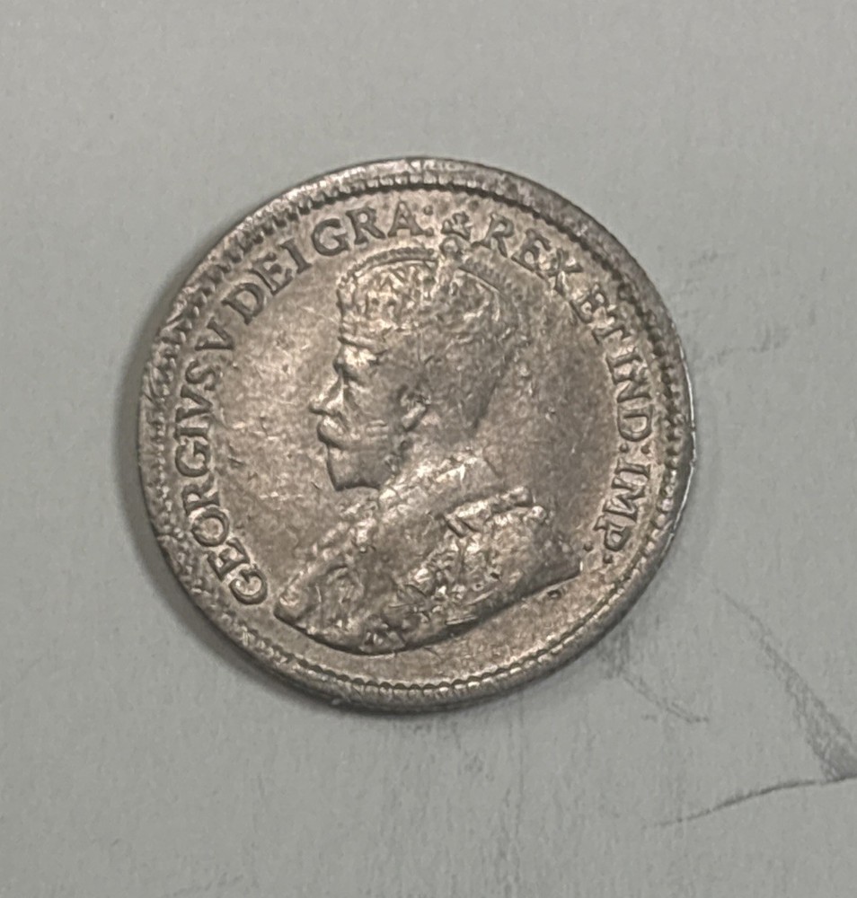 1913 Canada Silver! 5 Cents! ENN Coins