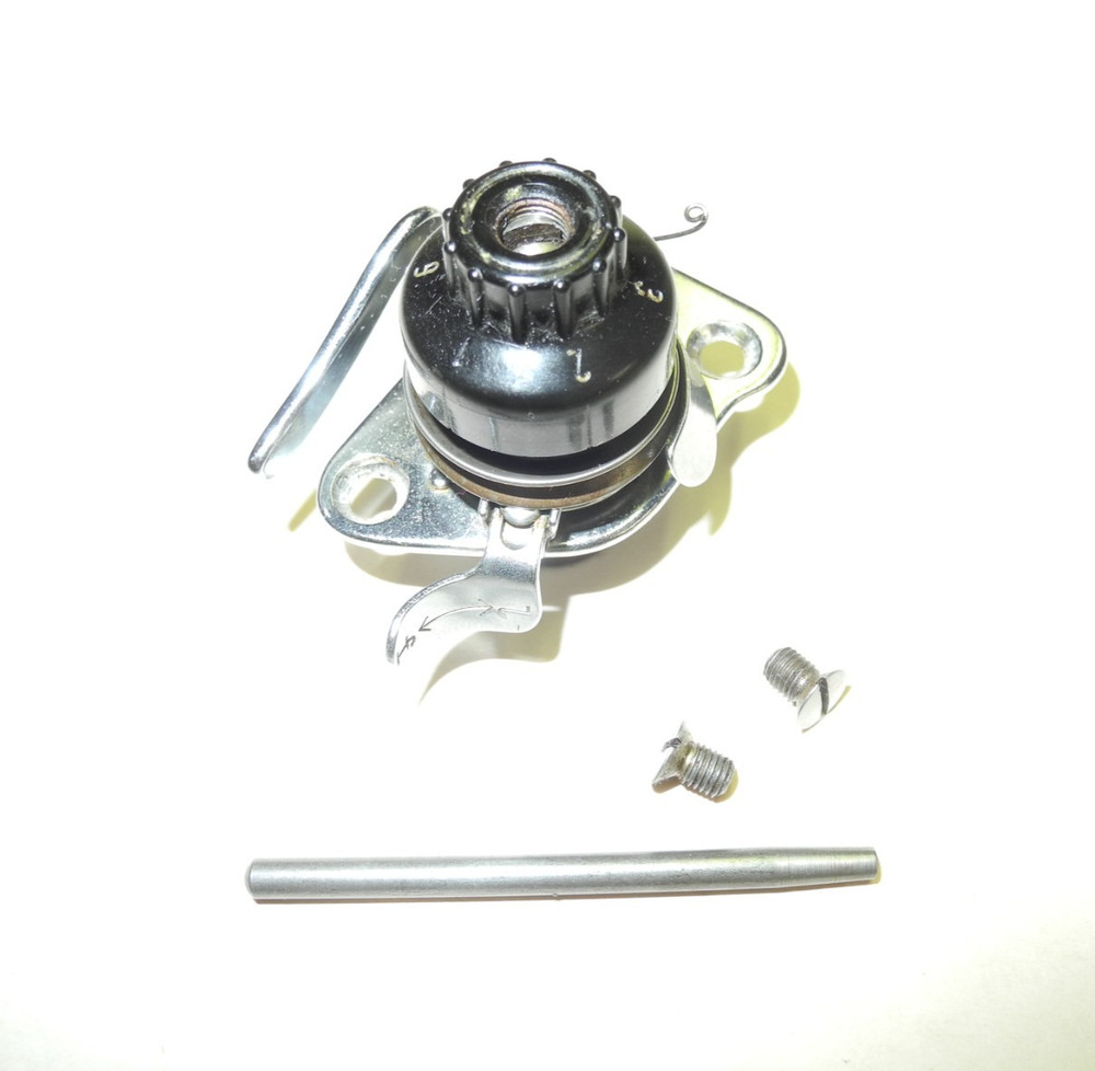 VINTAGE "PHAFF" SEWING MACHINE MODEL #130 COMPLETE THREAD TENSION, NICE SHAPE