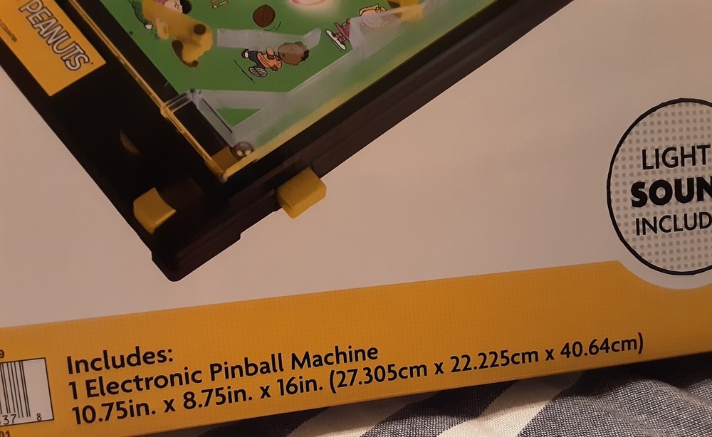 Snoopy Peanuts Electronic Tabletop Arcade Game PINBALL Machine w/Lights & Sound
