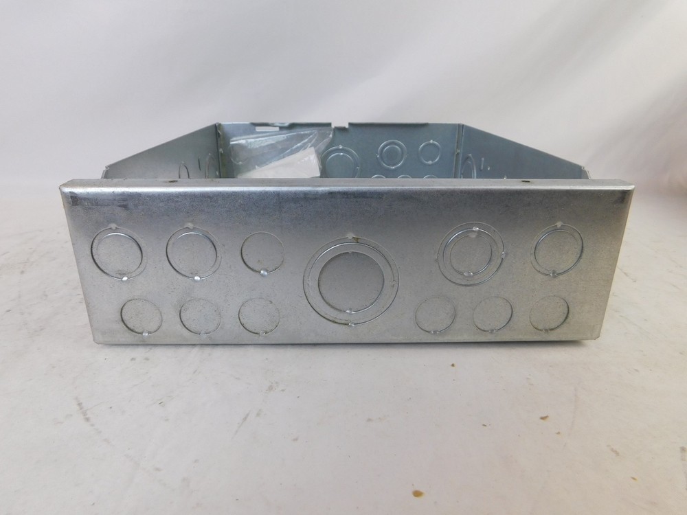 Eaton BR816L125SDP Loadcenters and Panelboards