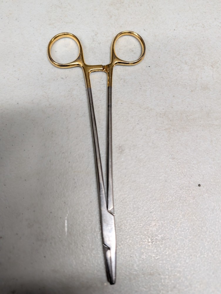KMedic KM 48-324 Twisting Forceps