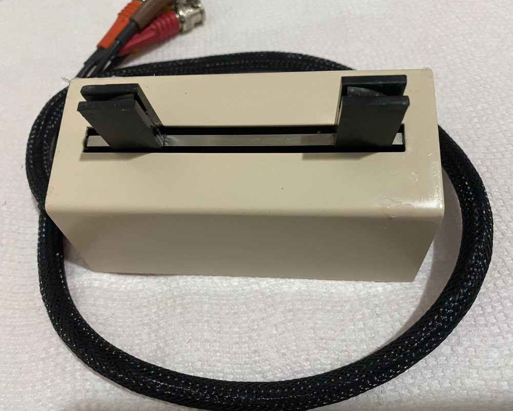 Wayne Kerr CF1005 Component fixture