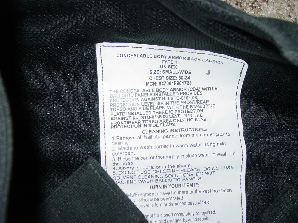 Black Protective Vest! No Inserts! Size Small 30-34 (Wide)