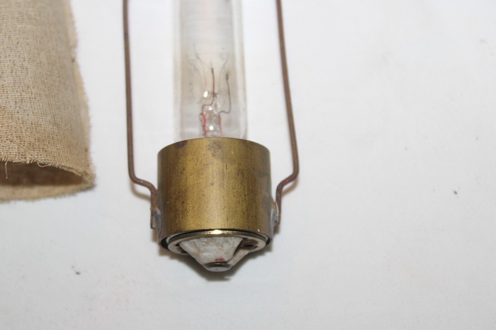 Vintage 15w Lightbulb w/Socket Adapter and Protector