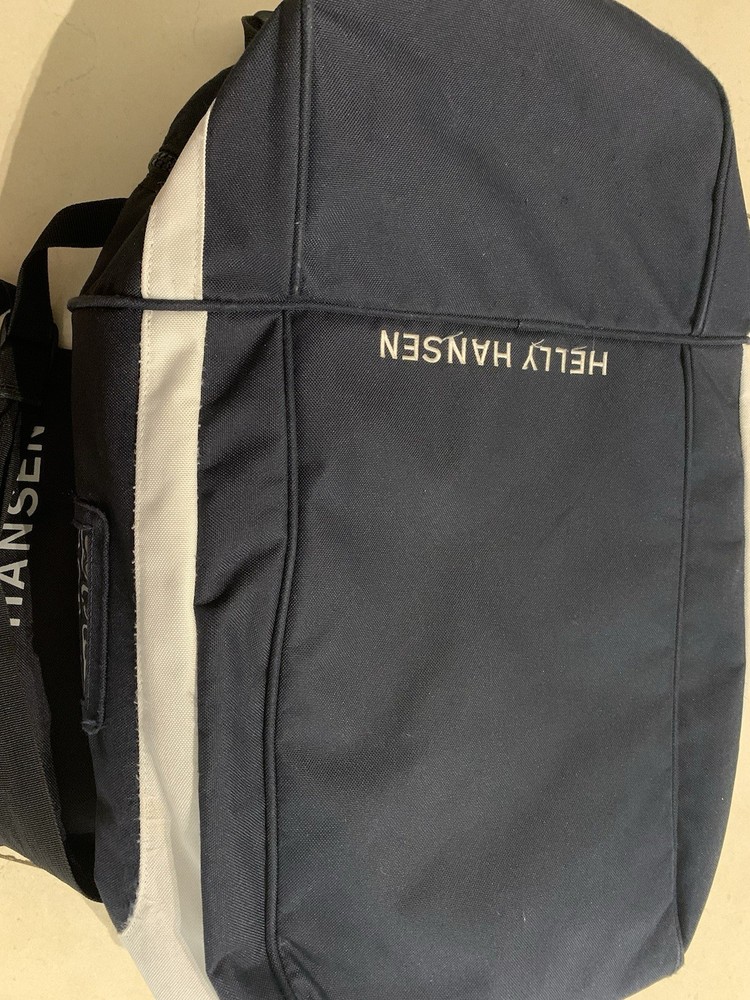 HELLY HANSEN DUFFEL BAG