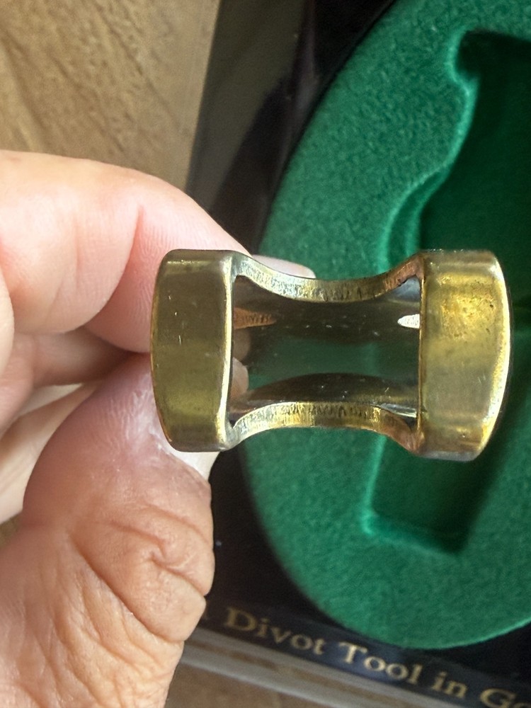 2002 US Open Bethpage Black Divot Tool Very Good Condition