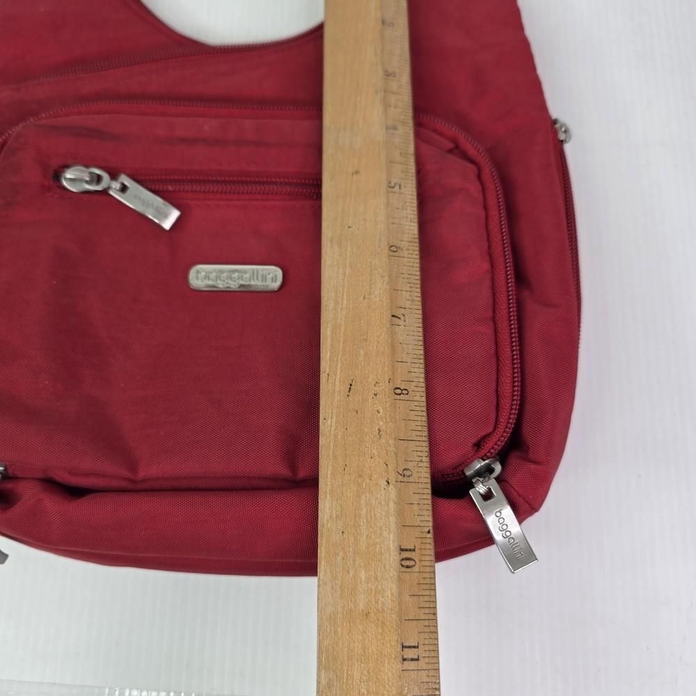 Baggallini Criss Cross Bag Red Medium Gray Interior Multi-Compartment Purse