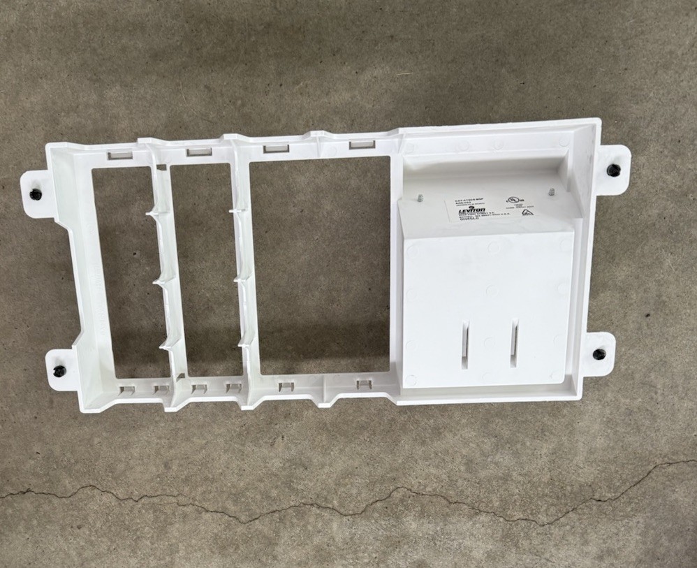 Leviton 47606-BTV Basic Video Unit