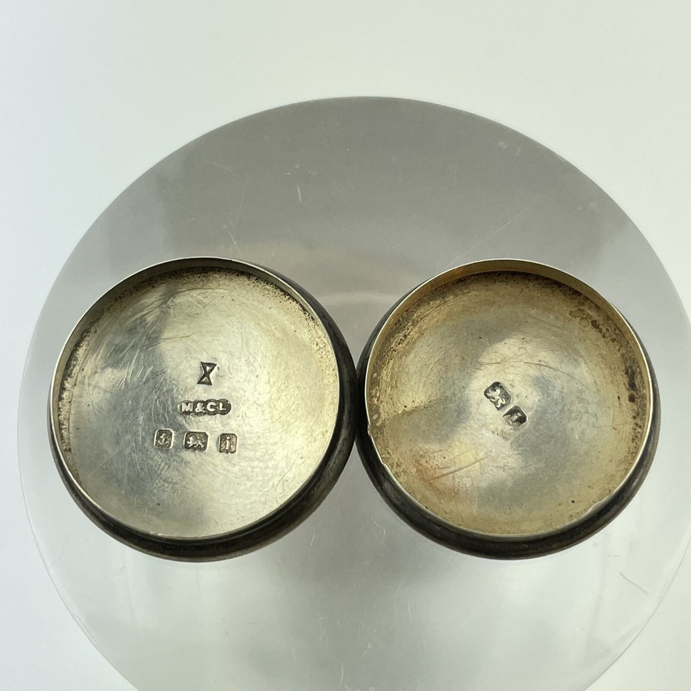 Antique Solid Silver Round Pill Box M & C Lister Ltd 1908 Diameter 2.2cm