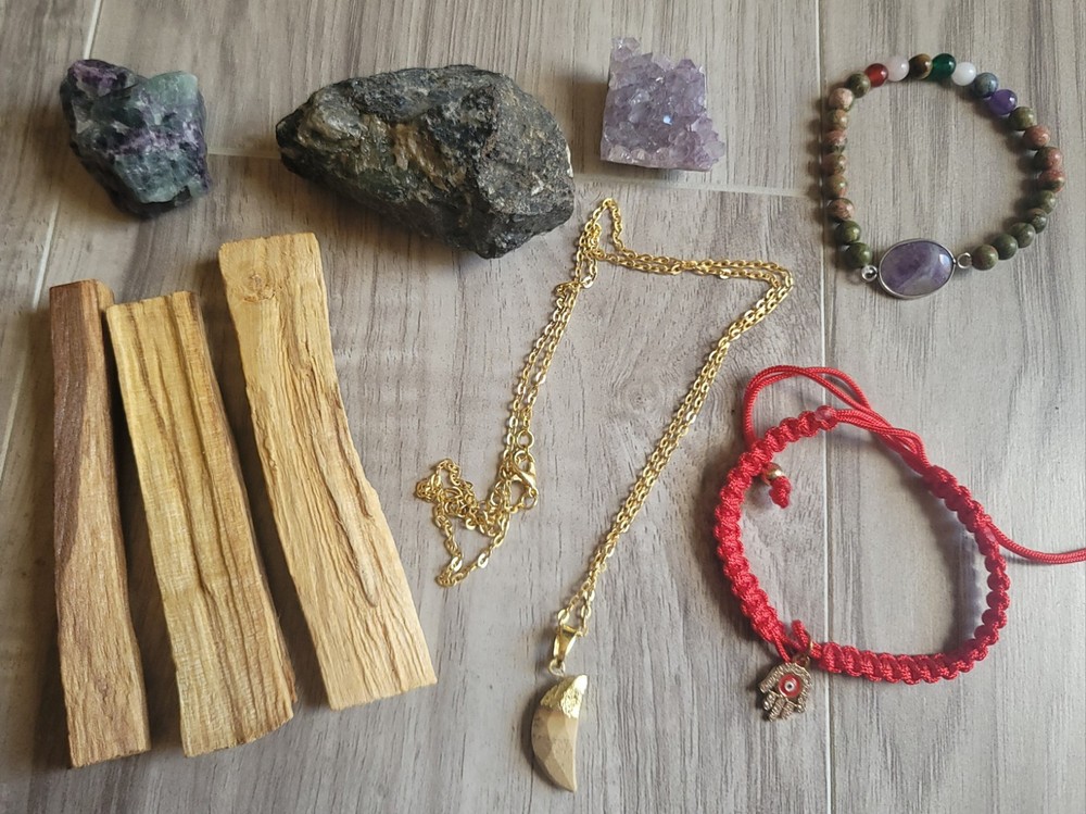 Mindful Souls Subscription Box Amethyst Fluorite Chrysocolla Hamsa Jasper