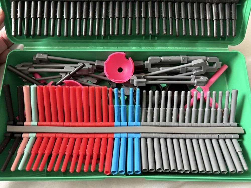 Molecular Visions The Flexible Molecular Model Kit USED