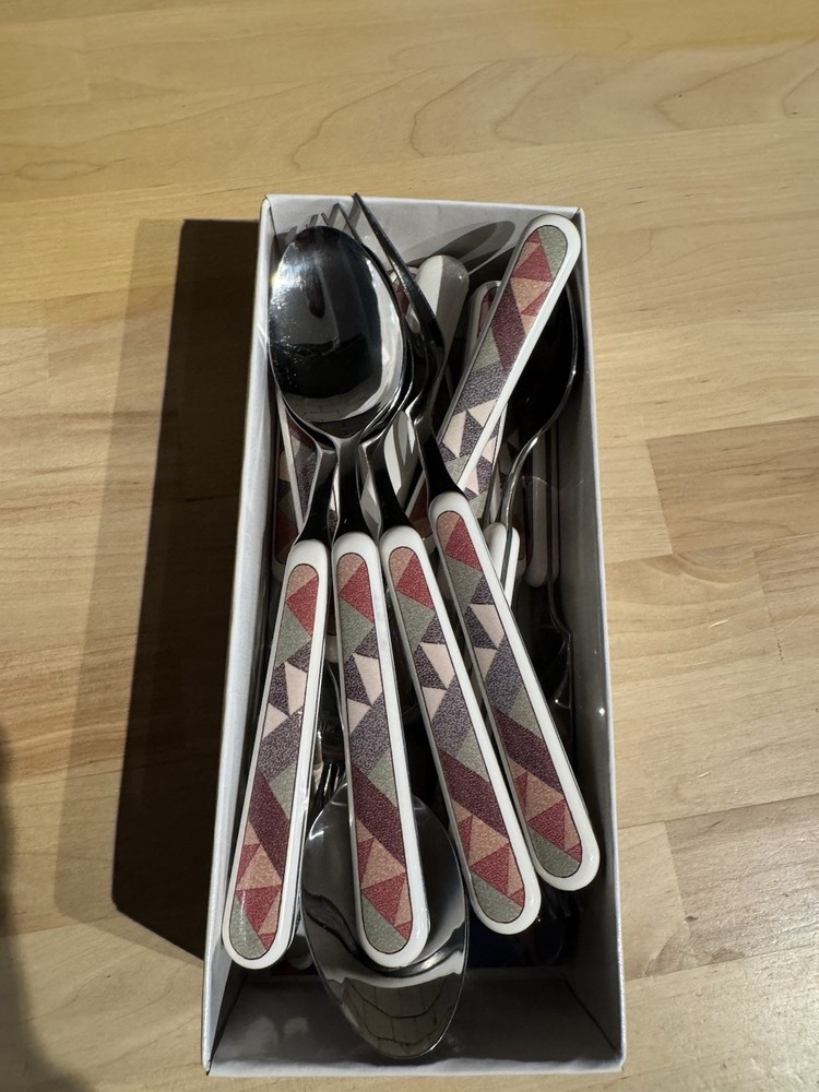 Studio Nova Palm Desert Flatware Silverware Set 20 Spoons Forks Knives NEW