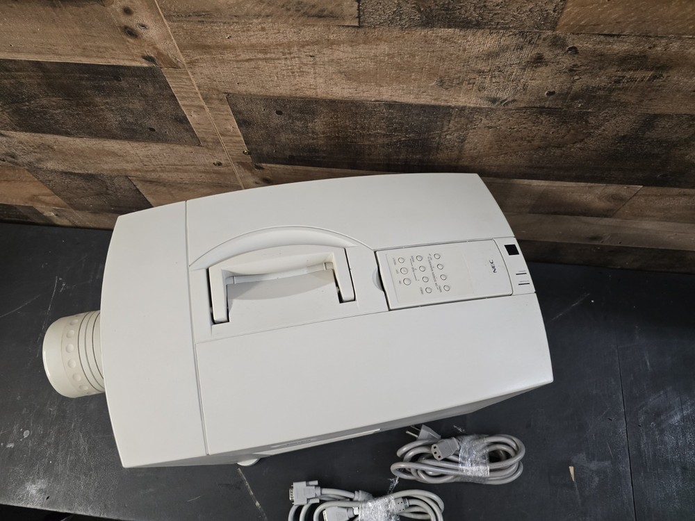NEC Multisync LCD MT VIDEO PROJECTOR Working