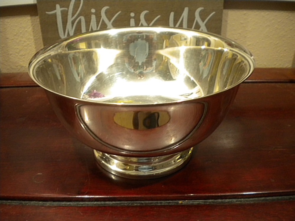 WILCOX Silver-plated Fruit Bowl International Silver Co. 9"