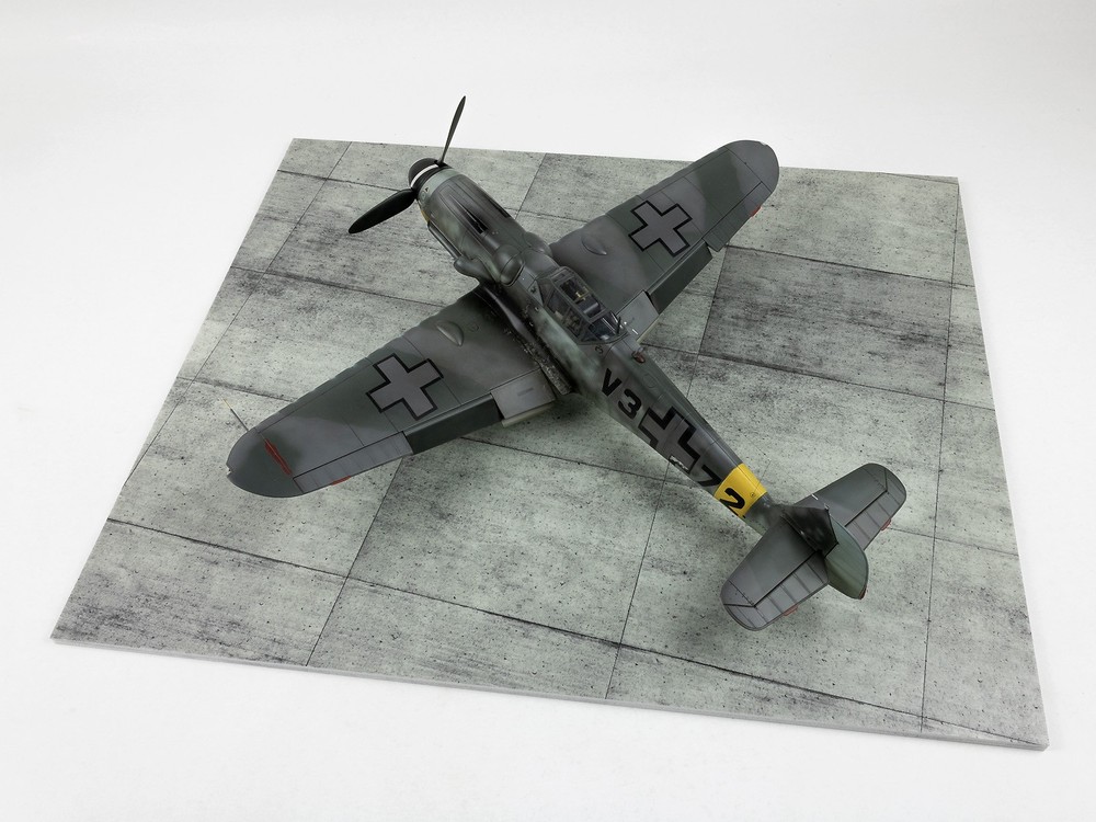Red Fox DB-35001 1/35 3d Diorama Base Concrete Base Rectangular Type 5 380x320mm