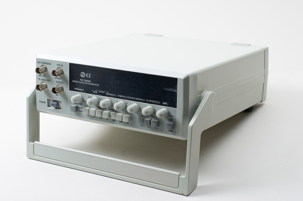 EZ Digital FG-7002C Sweep/Function Generator