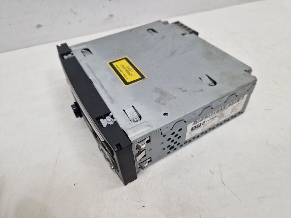Radio/Navigation System - Combination Navi-Computer Bluetooth Code Not Available