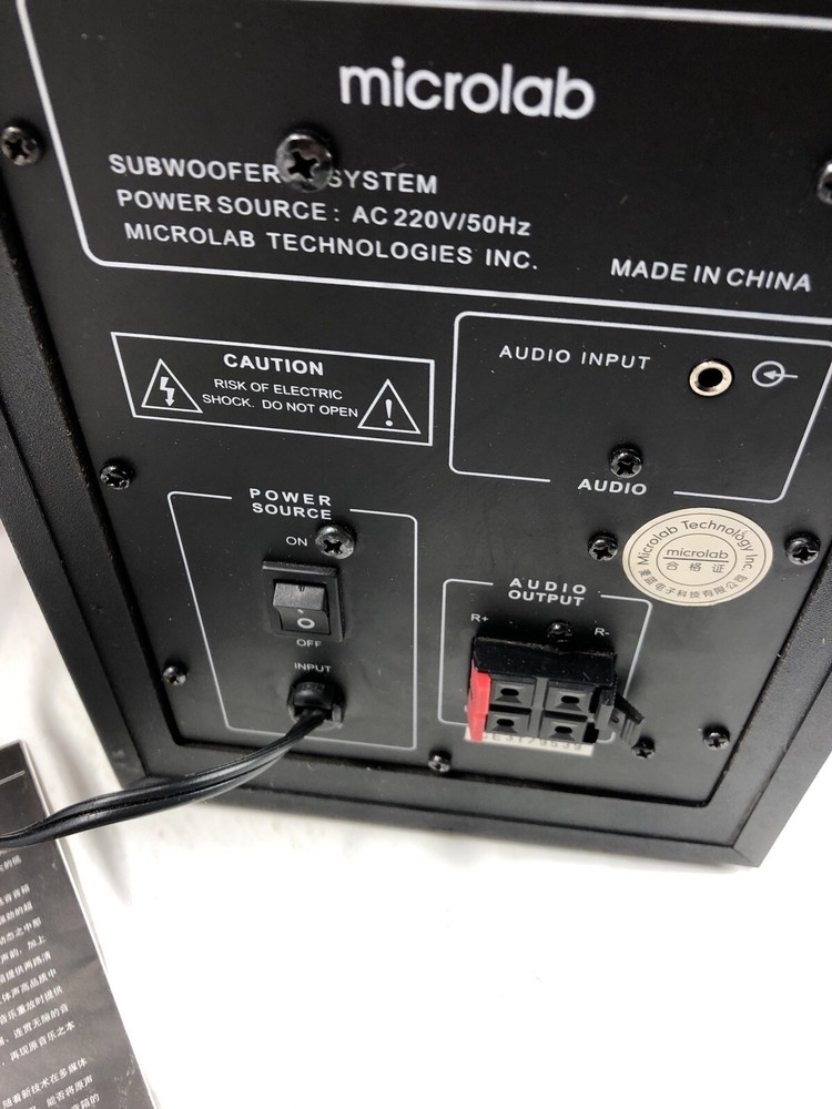 MICROLAB M-600 SPEAKER SYSTEM WITH SUBWOOFER 36 WATT Computer Phone AUX
