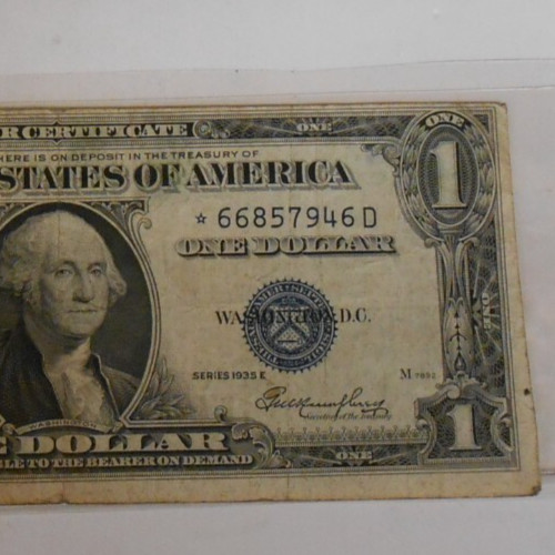 1935 E $1 Silver Certificate STAR NOTE - CIRCULATED - * 66857946 D