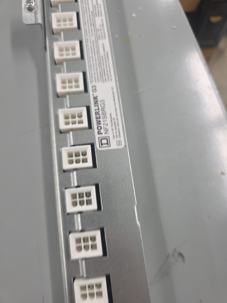 Square-D NF21SBLG3 21 Circuit Control Bus-Left Panel AND NF21SBRG3 RIGHT