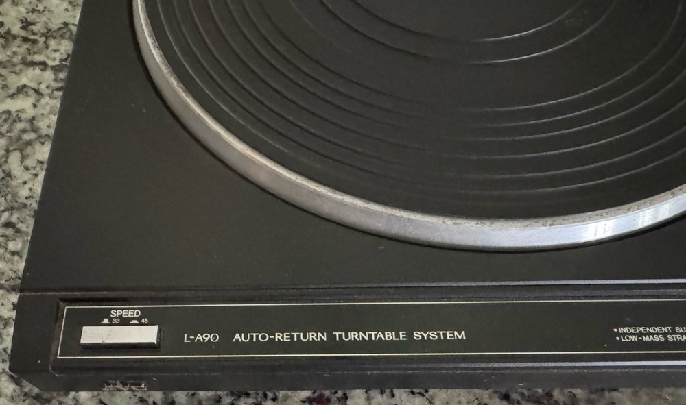 JVC L-A90 Automatic Return Direct Drive Turntable Good Shape/ Not Working