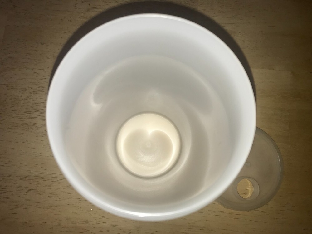 Vintage Tupperware White Beverage Pitcher 563-8, Lid, Cap