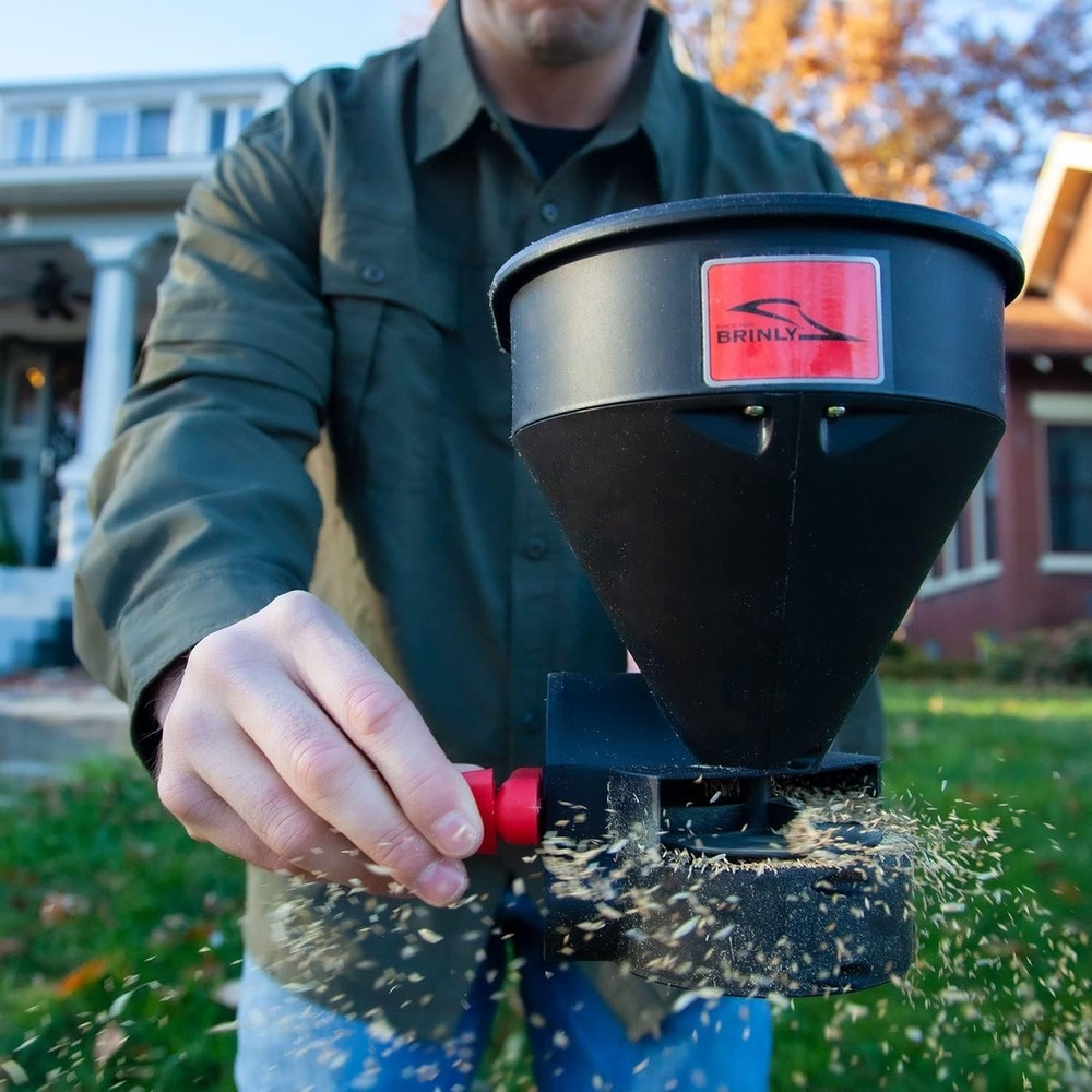 Trusted 5 lb Handheld Spreader for Ice Melt, Seeds & Fertilizer - Durable Design