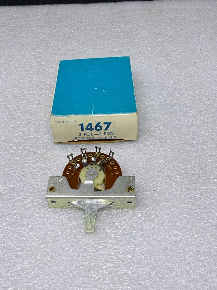 VINTAGE CENTRALAB 2-POLE 3-POS. SWITCH 1467 (NIB)