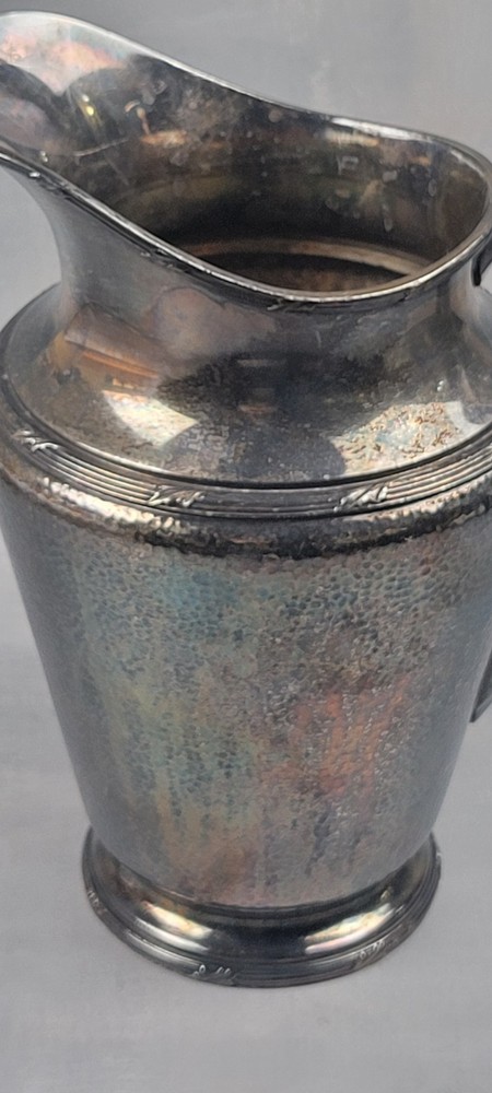 Vtg Silverplate 1928 Reed & Barton Water Pitcher Jug Hammered Pattern 5585