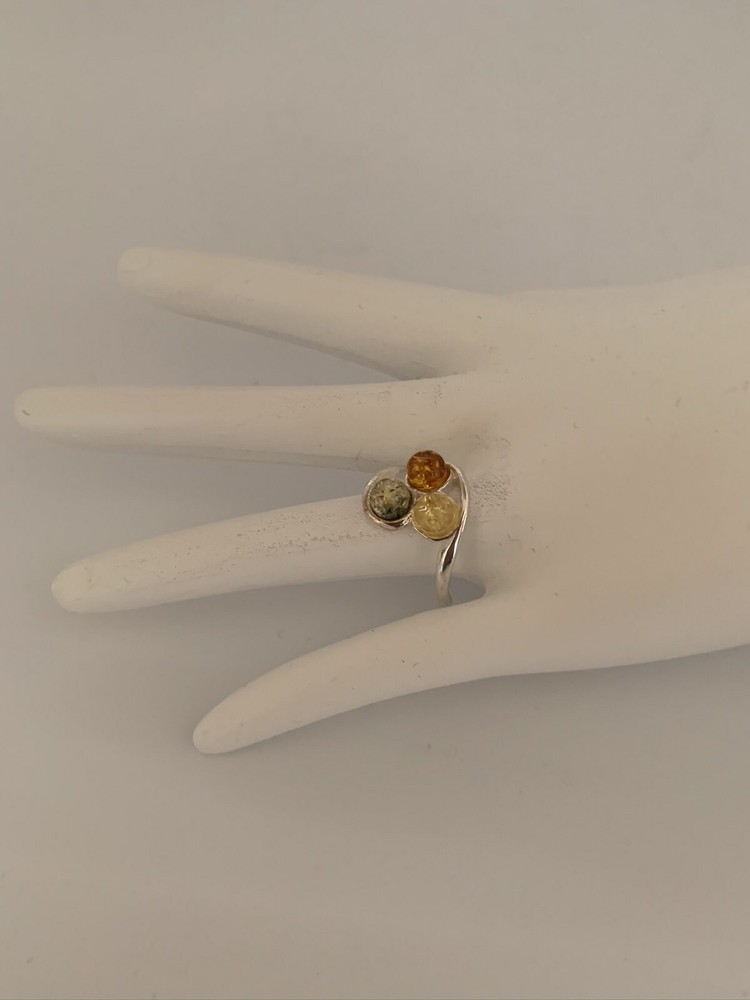 Three Color Amber sterling silver Ring Size 7.5 A.477.
