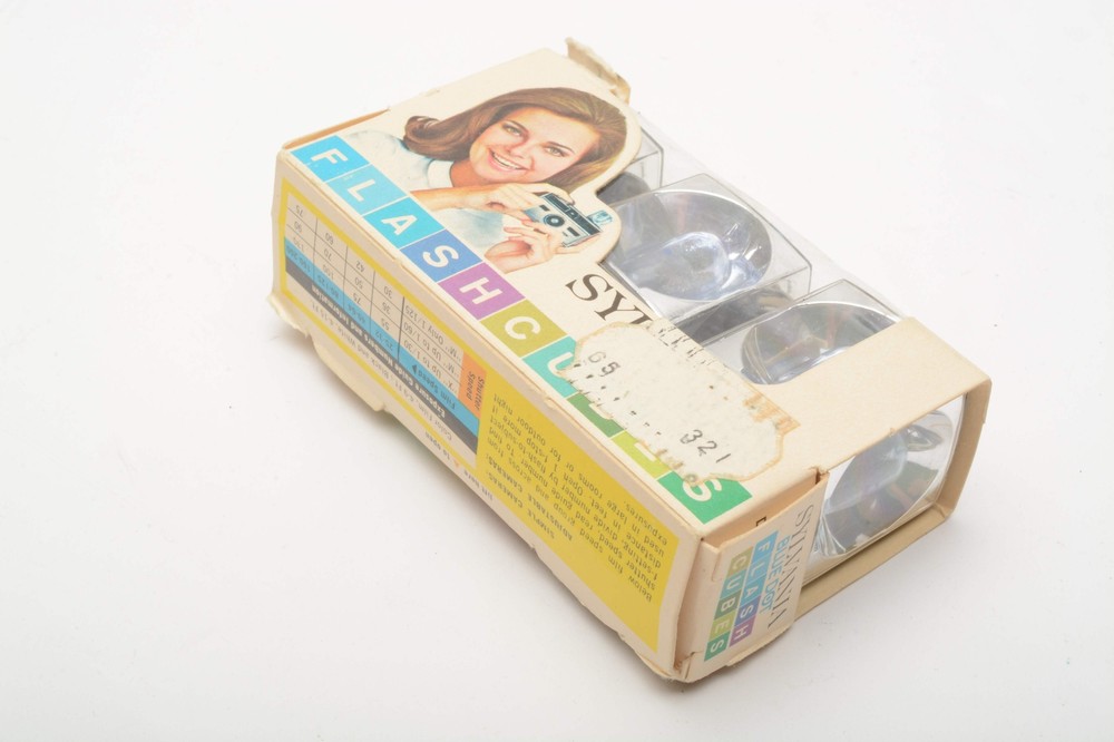 3x Sylvania Blue Dot Flash Cubes Boxed