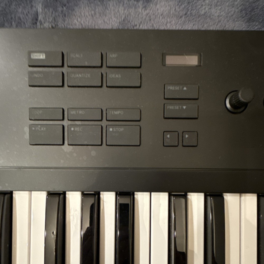 Native Instruments Komplete Kontrol A49 49-Key MIDI Keyboard Controller