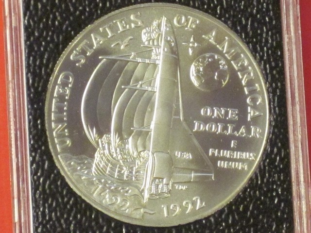 *** 1992 - P & D Christopher Columbus Proof & Uncirculated Silver Dollars