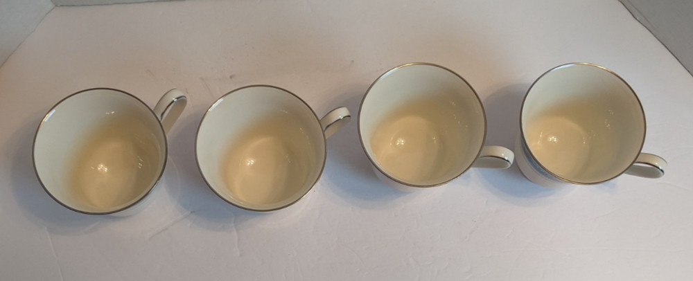 Noritake Ponchartrain 7024 Vintage Bone China Service for 4