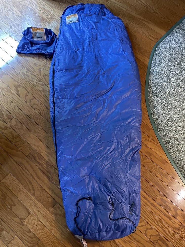 Vtg  Pack-In Products Duck  Down Sleeping Bag Mummy Blue Packable EUC Right Zip