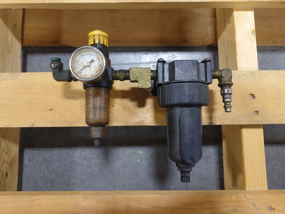 Compressed air filter dryer from OKUMA LB15-ii