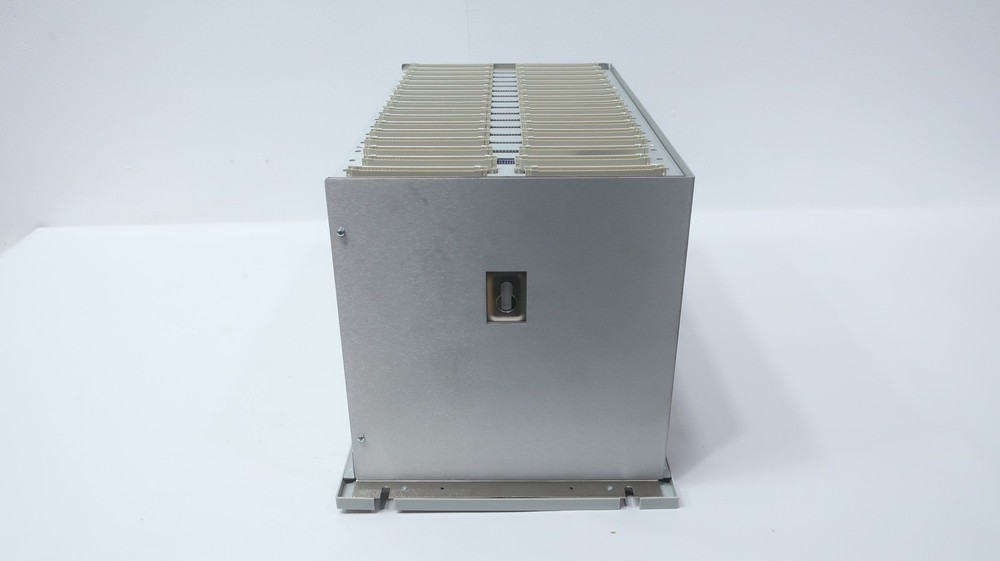 Bently Nevada 3500/05-01-02-01-00-00 Chassis Module