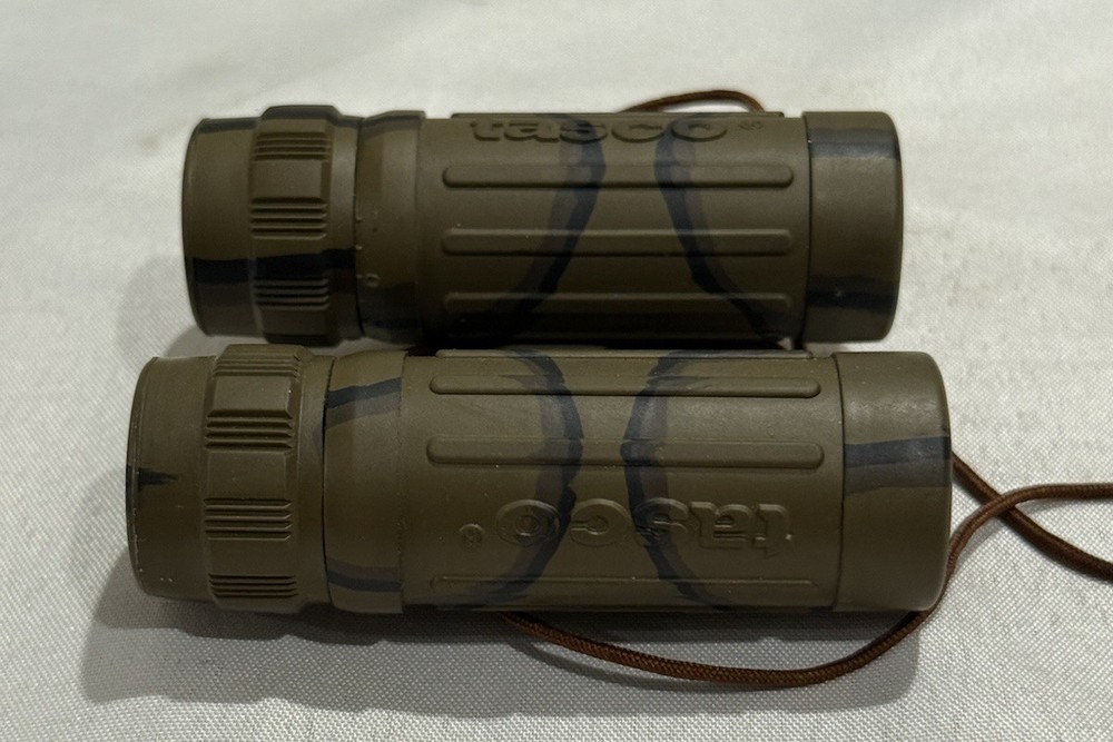 Tasco Binoculars 8 X 21 Camouflage Model 165BCR