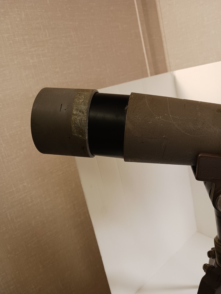 SWIFT SPOTTING SCOPE MODEL 821 with Eagle TRIPOD. Good functional condition! 60x