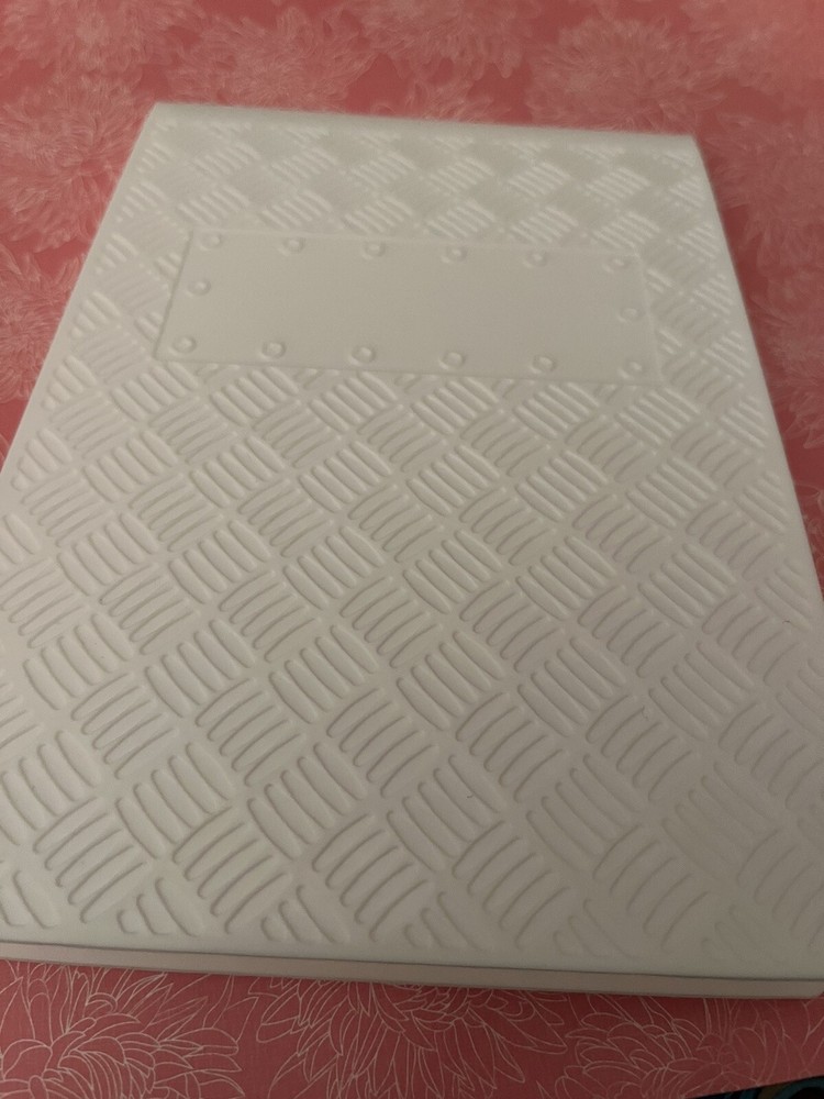 Spellbinders M-Bossabilities Reversible Embossing Folder Industrial