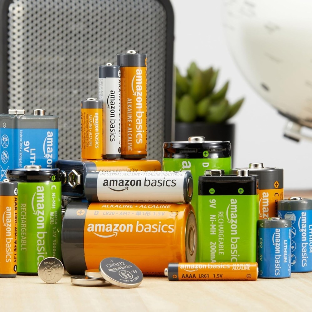 Amazon Basics 9V Alkaline Battery for Smoke/CO Detector and Electronics, 8 pack