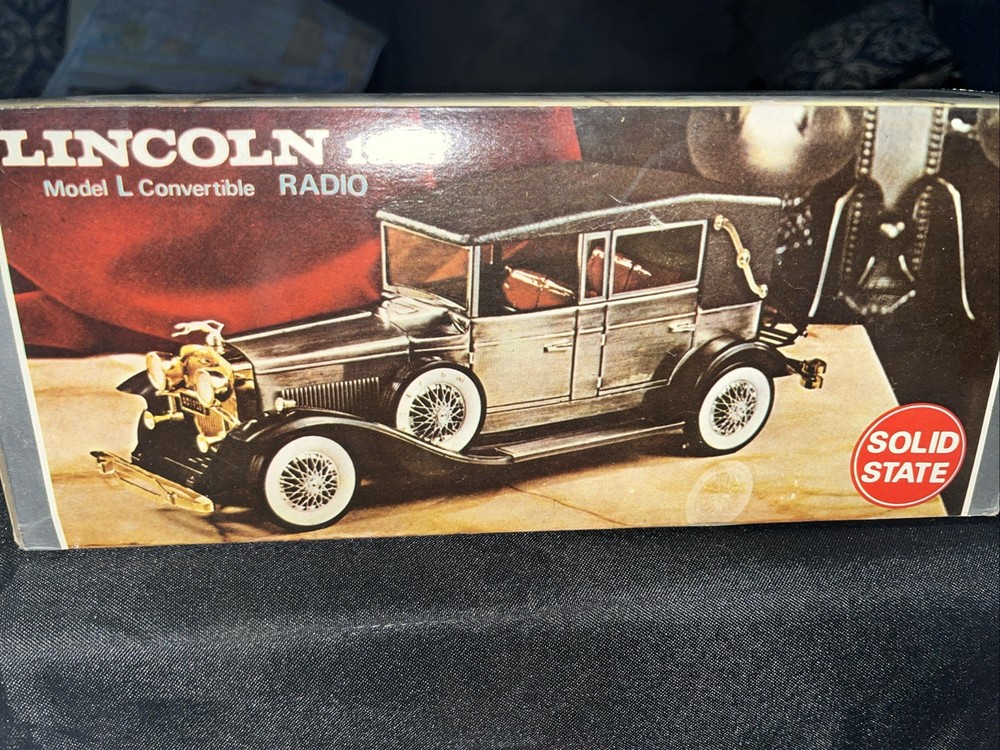Lincoln 1928 Model L Convertible Solid State Transistor Radio