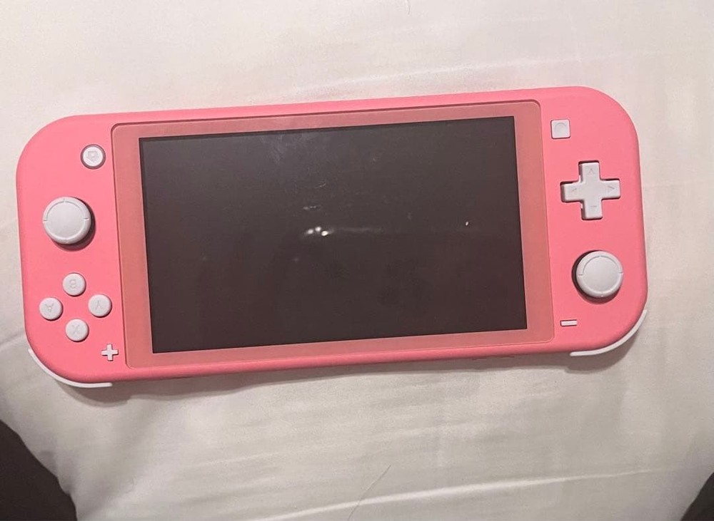 Used once Nintendo Switch Lite Pink