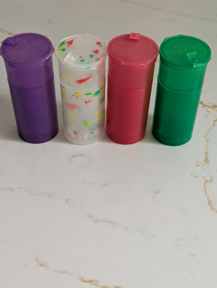 4 X EZ Splitz Container With Built In Grinder