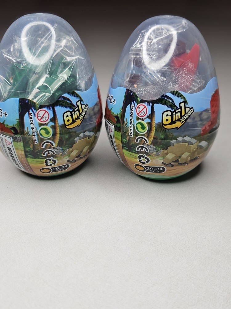 2 Blocks World Dinosaurs