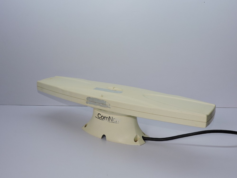 COMNAV SATELLITE COMPASS ANTENNA WITH FURUNO RD 30 REMOTE DISPLAY - SET