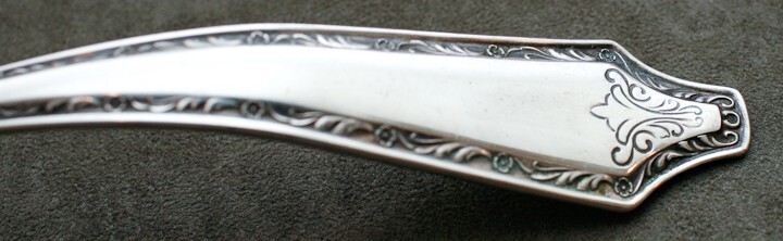Oneida Alden Silverplate Metal Solid Gravy Ladle 1931