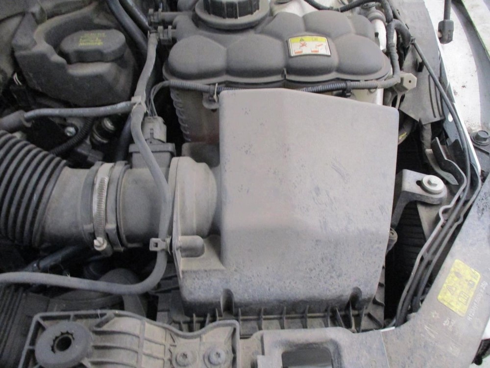 XF 2016 High Mounted Stop Light 1727553