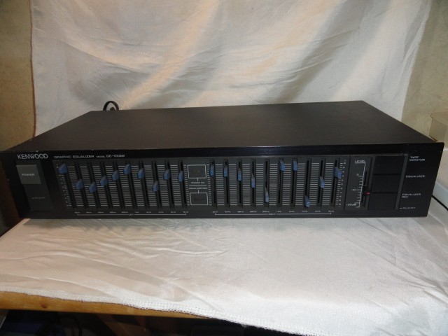KENWOOD GRAPHIC EQUALIZER MODEL GE-100IIB TESTED/WORKS