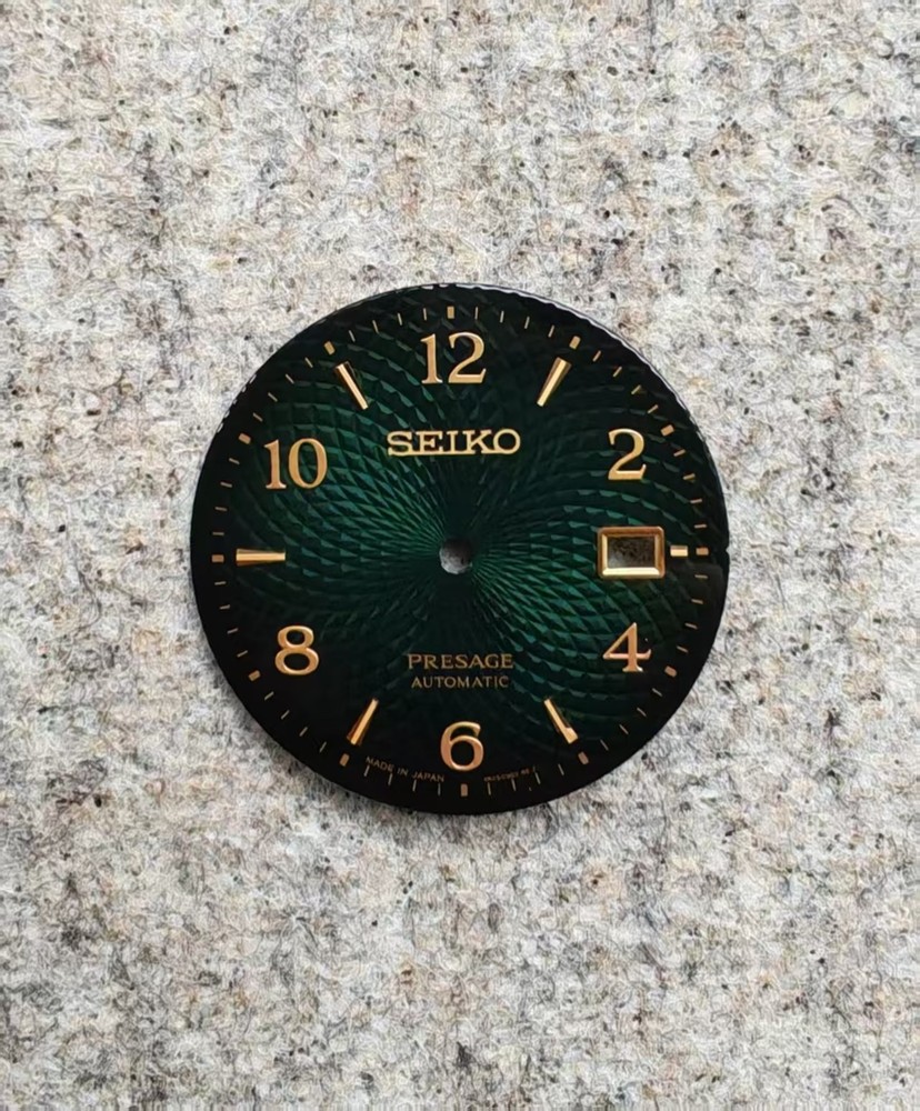 SRPE45 Green Dial, 33.0mm Diameter